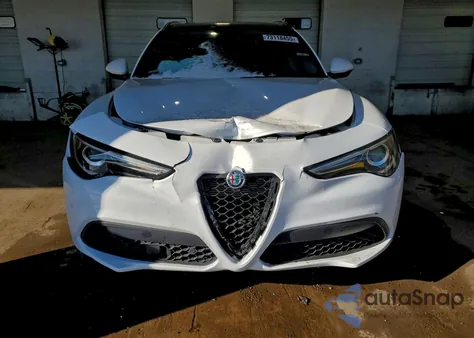 2021 Alfa Romeo Stelvio Sport z USA, uszkodzony, nr VIN ZASPAKAN7M7D11219